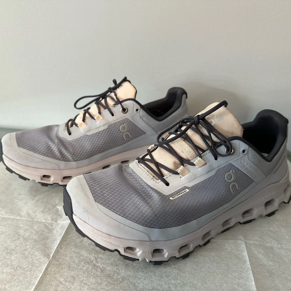 On Cloudvista Waterproof Trail Shoe - Picture 6 of 10